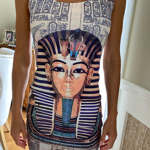 Dress - Picture 4 of 4